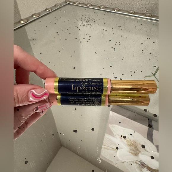 NEW Senegence Lipsense Bravo - Picture 3 of 5